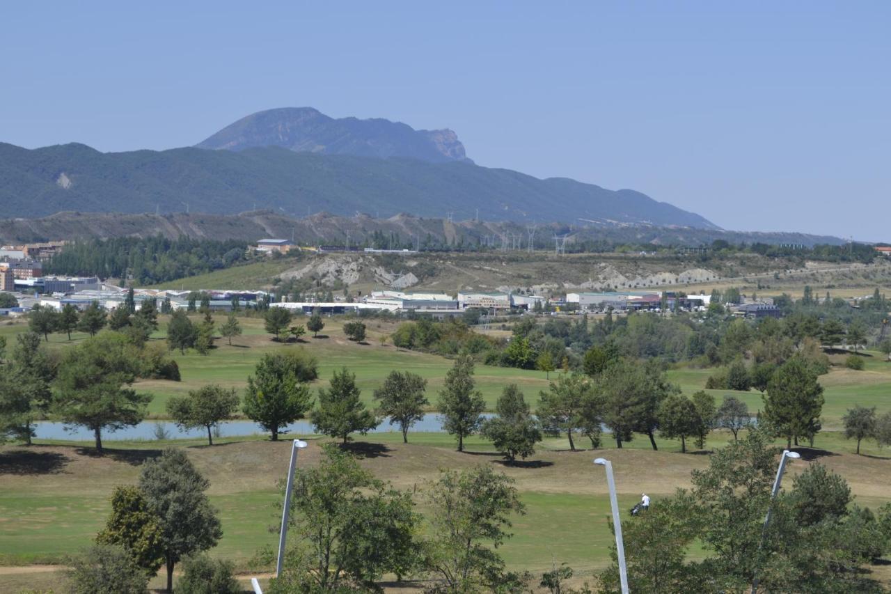 Apartamento Las Margas Golf Pirineo Aragones Sabiñánigo Dış mekan fotoğraf