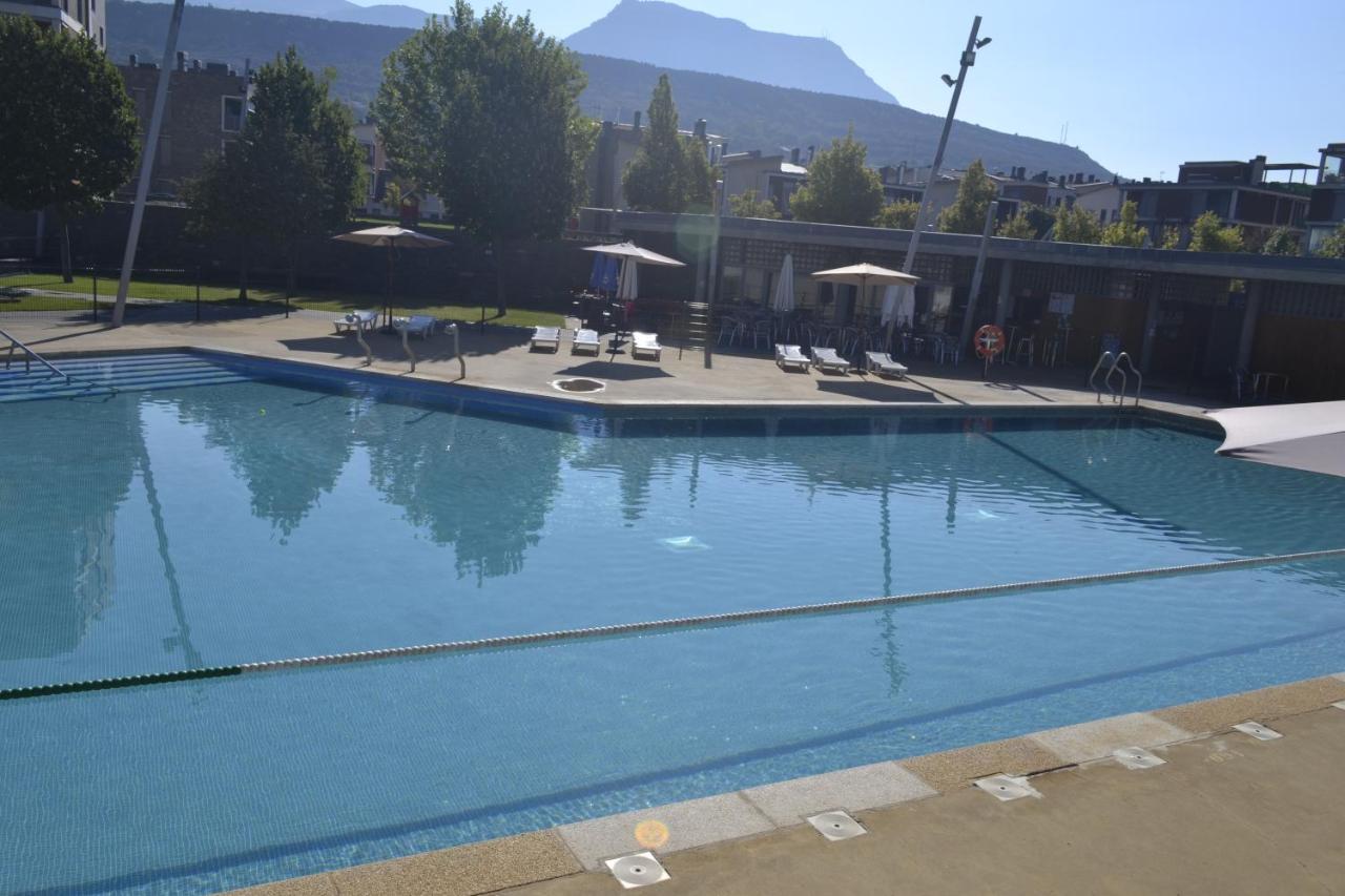 Apartamento Las Margas Golf Pirineo Aragones Sabiñánigo Dış mekan fotoğraf