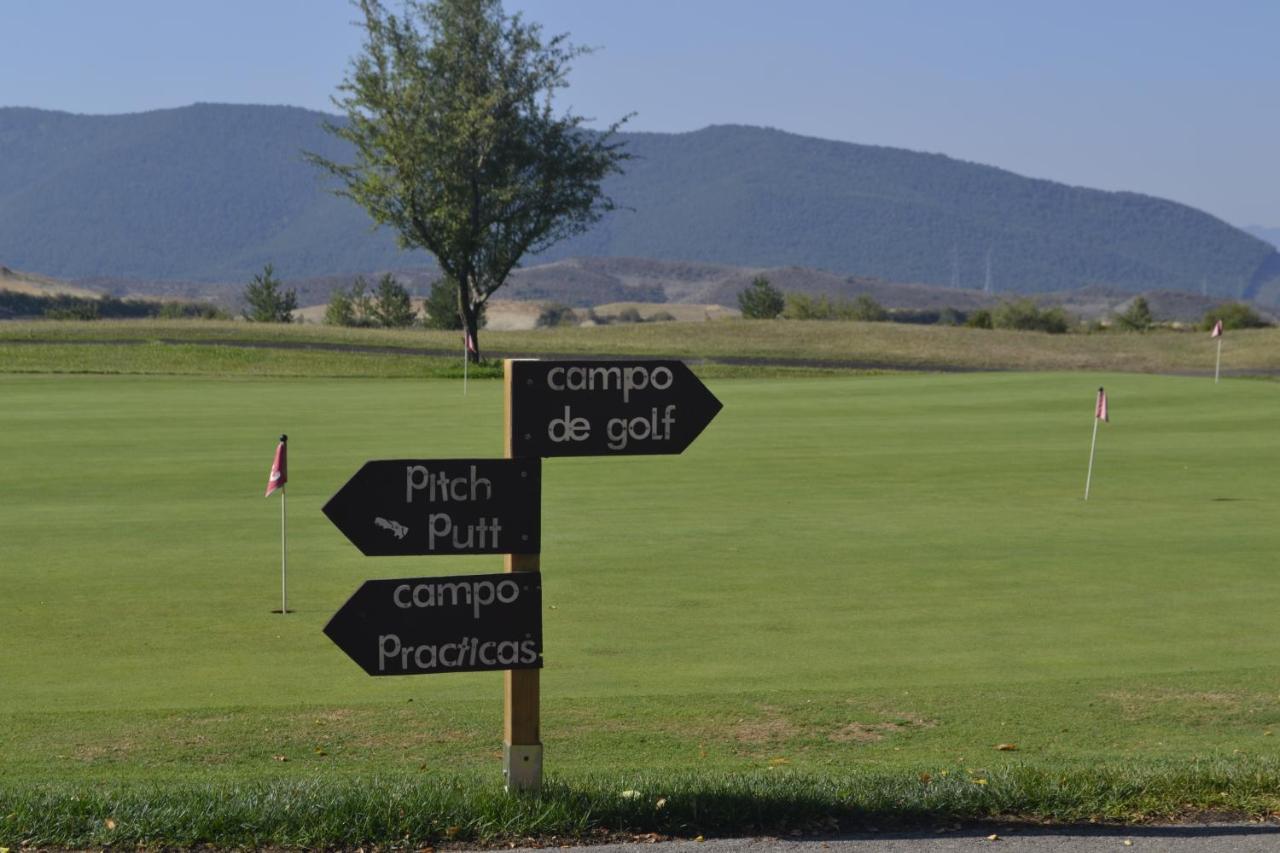 Apartamento Las Margas Golf Pirineo Aragones Sabiñánigo Dış mekan fotoğraf